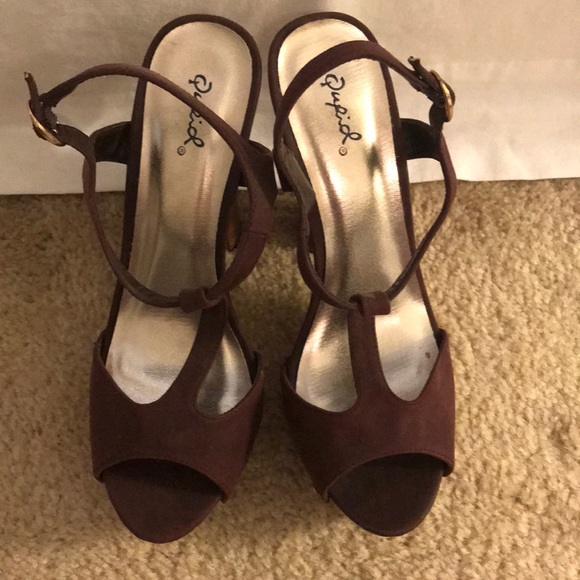 Shoes - Picture 2 of 2